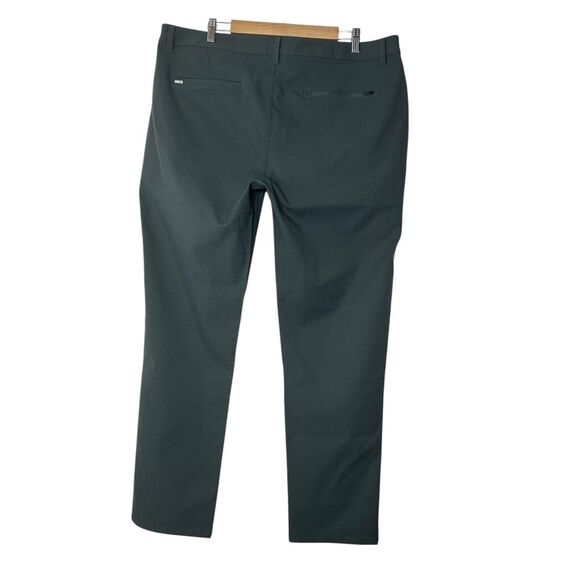 Vuori Meta Chino Pants‎ Men's 38x30 Gray Performance Stretch Tech Golf Casual